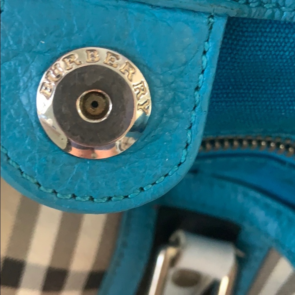Burberry 100%Authentic bag - Picture 4 of 13